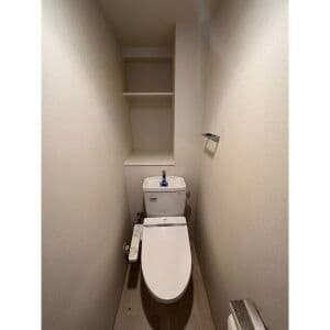 Room image 9