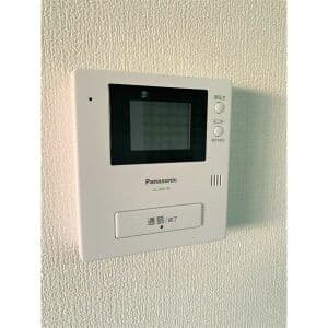 Room image 13