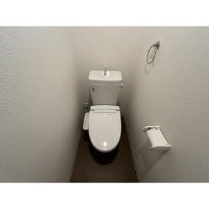 Room image 9