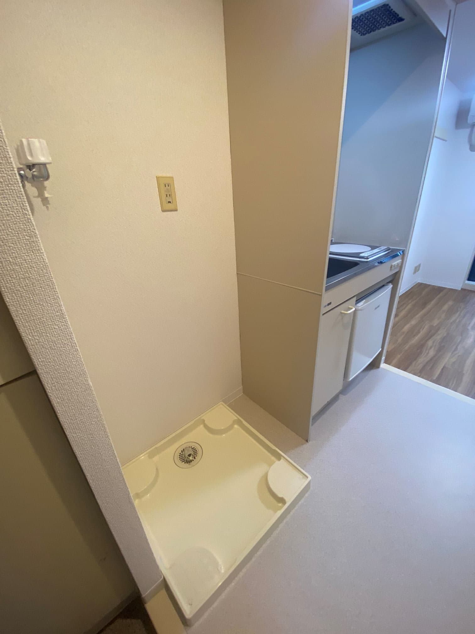 Room image 10
