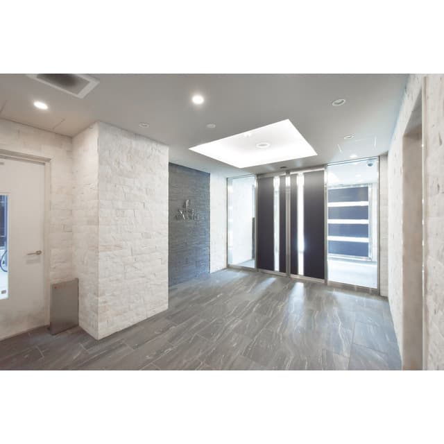Preview interior of Advance Osaka Castle Kita Fieste