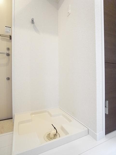 Room image 15