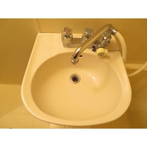 Room image 12