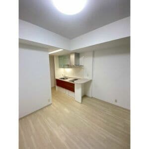 Room image 14