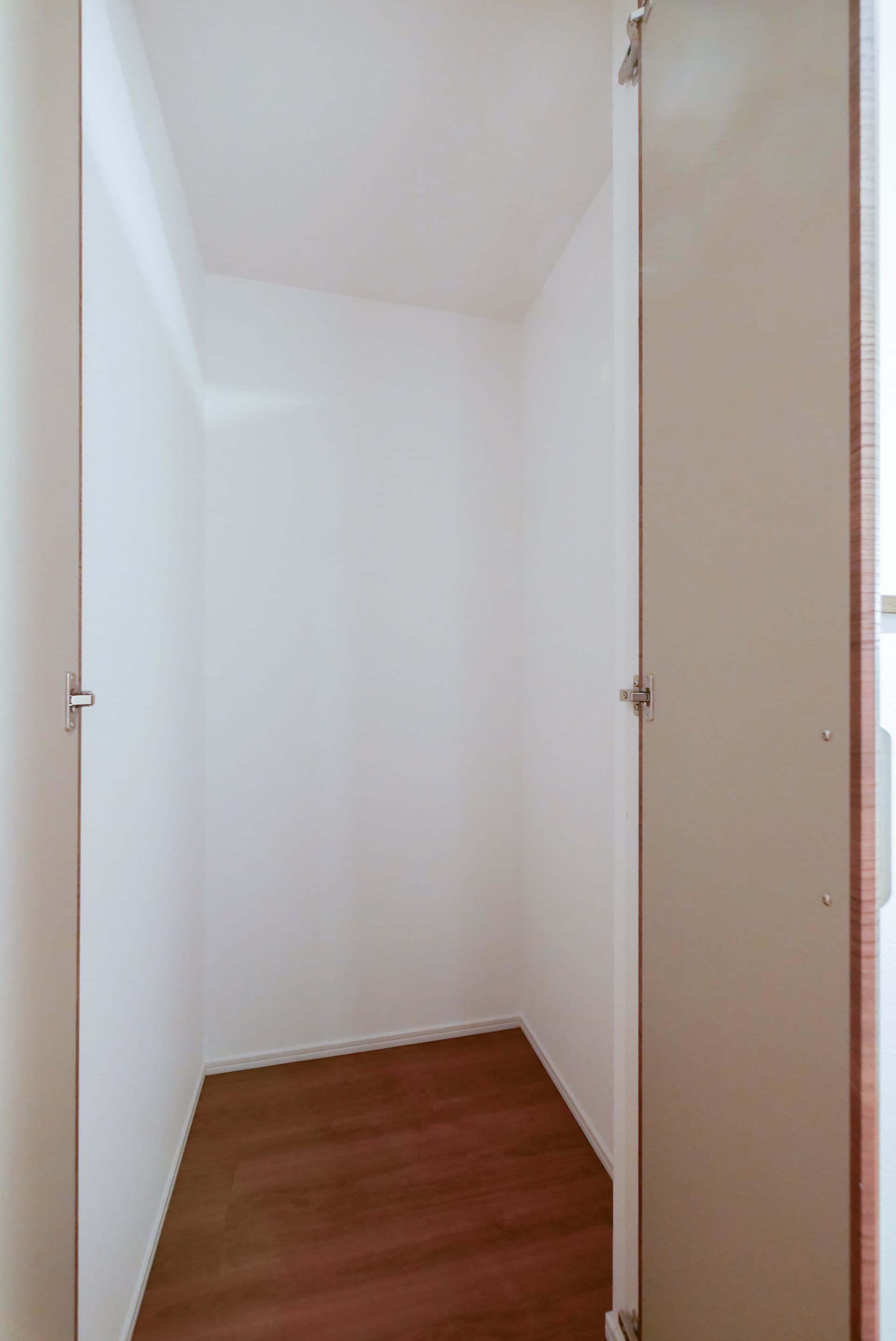 Room image 14