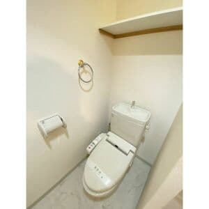 Room image 14