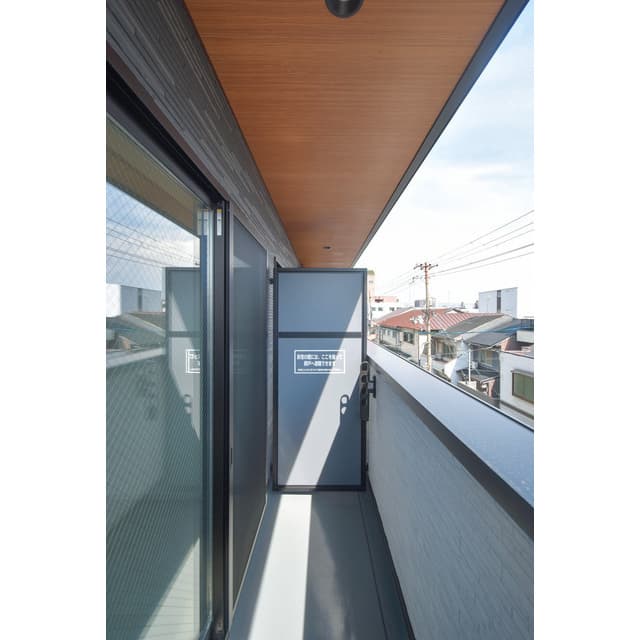Room image 11