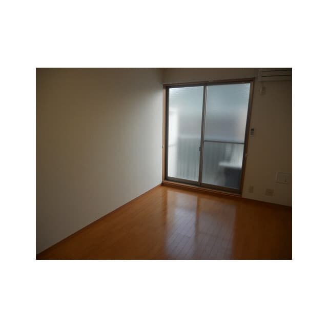 Room image 14