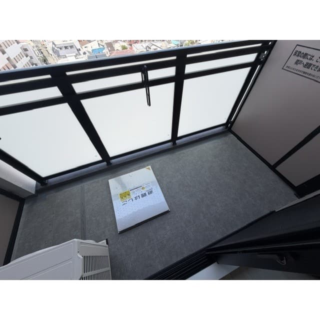 Room image 16