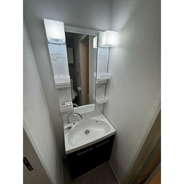 Room image 12
