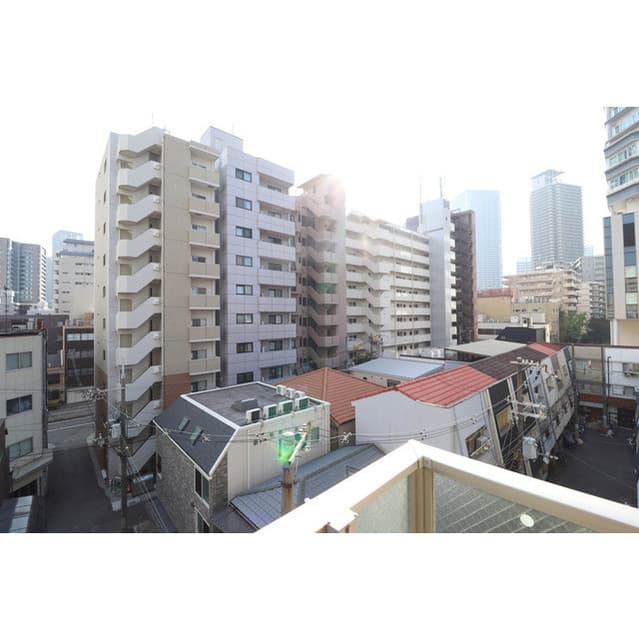 Room image 10