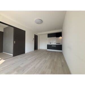 Room image 14