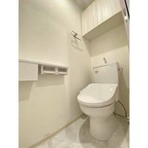 Room image 15