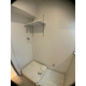 Room image 13