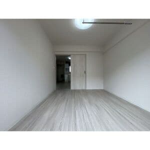 Room image 14