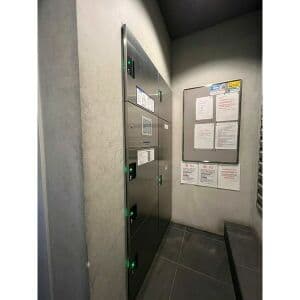 Room image 11
