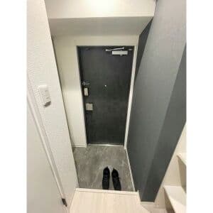 Room image 15