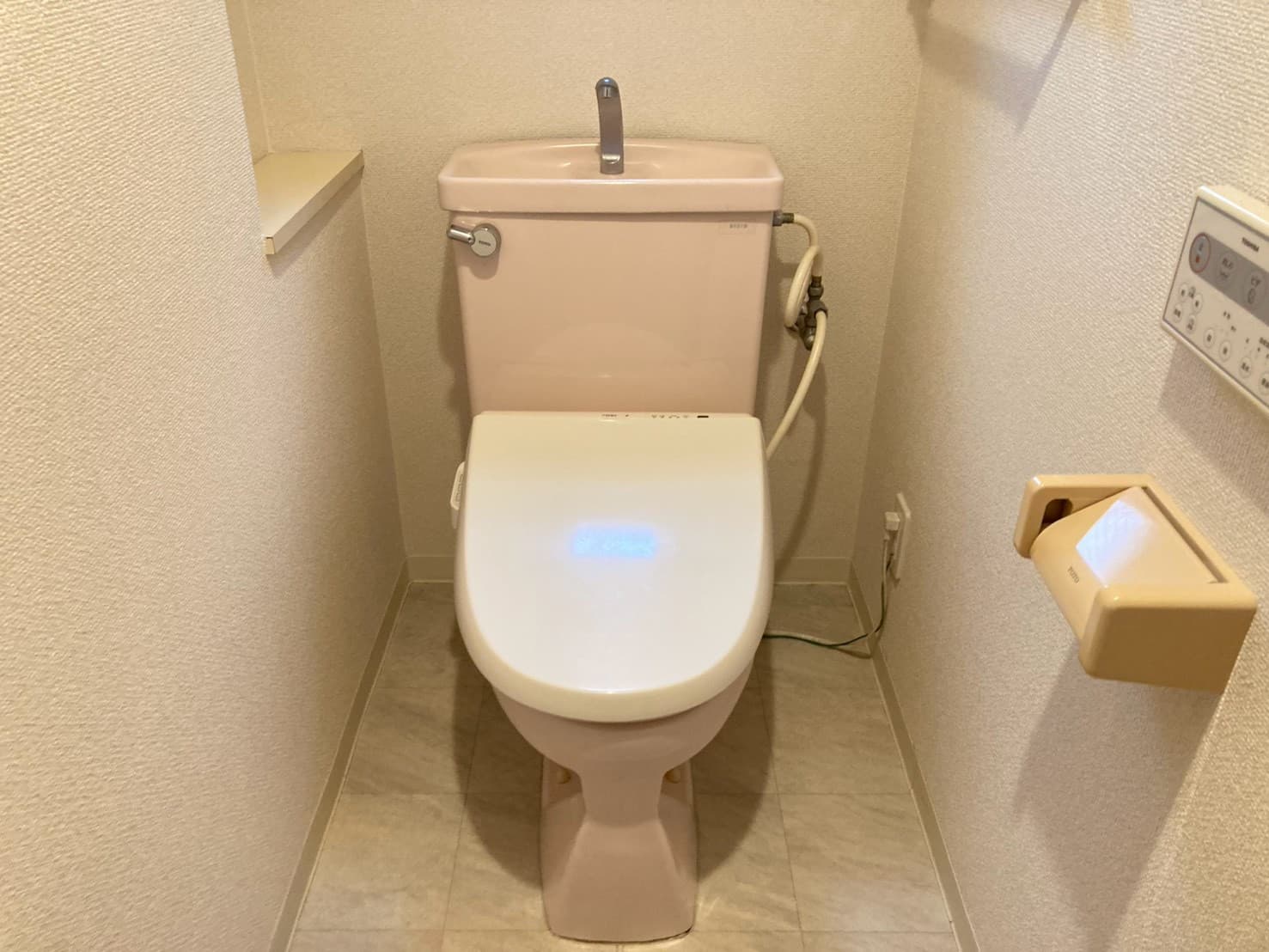 Room image 11