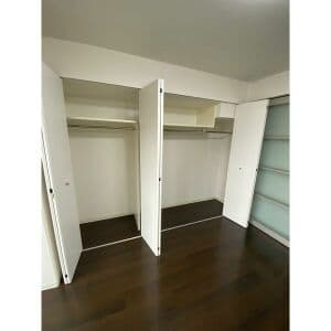 Room image 14
