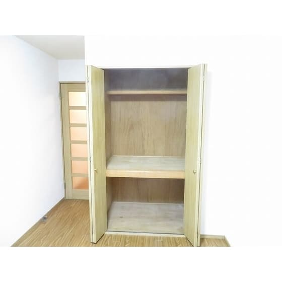 Room image 14