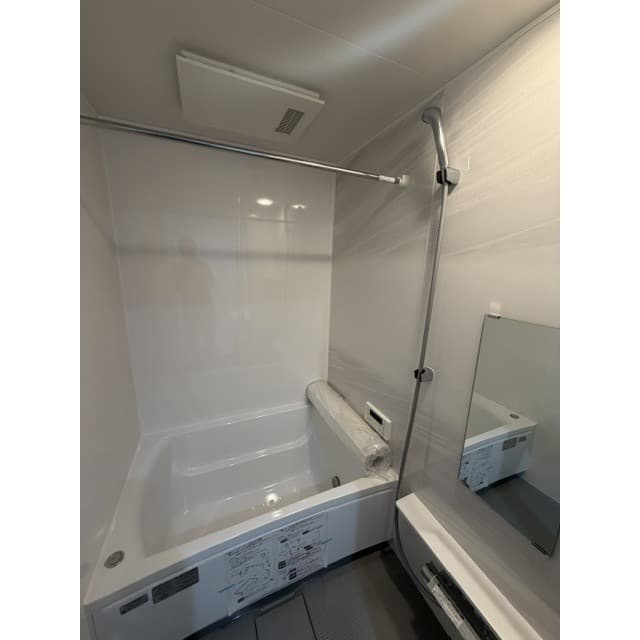 Room image 14