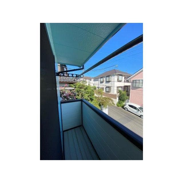 Room image 12