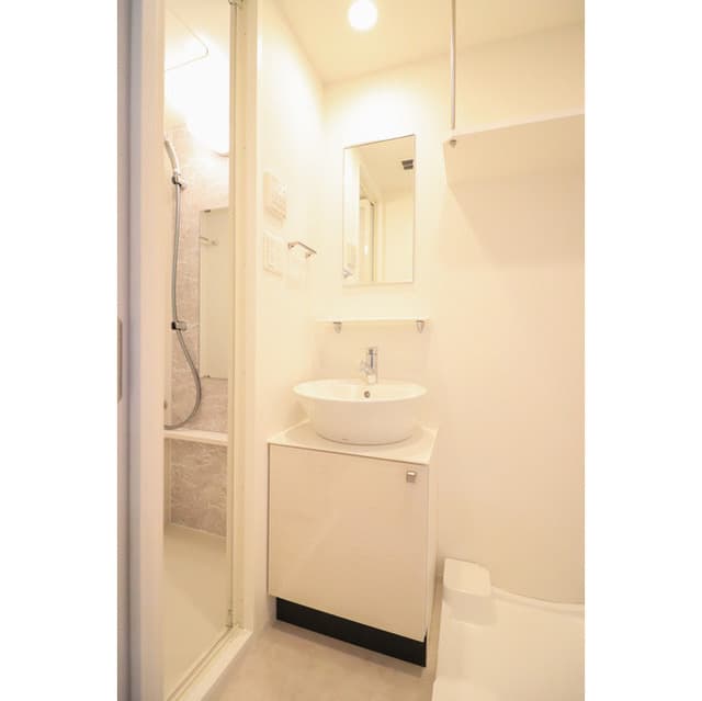 Room image 11
