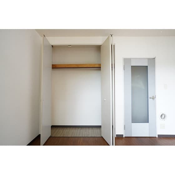 Room image 14