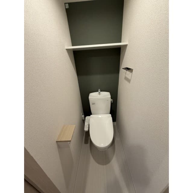 Room image 9