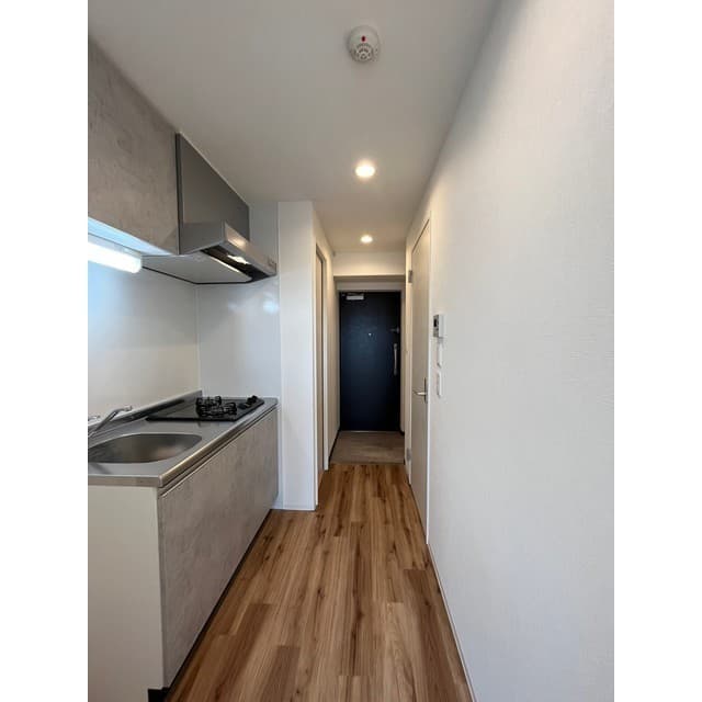 Room image 14