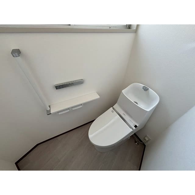 Room image 14