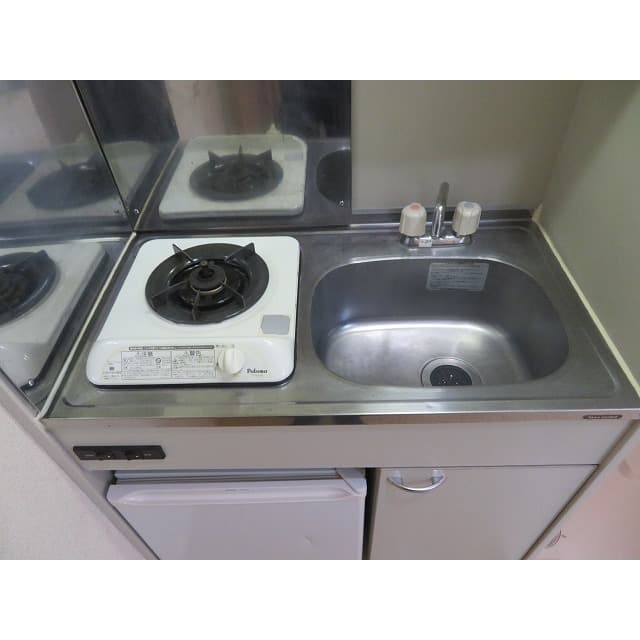 Room image 11