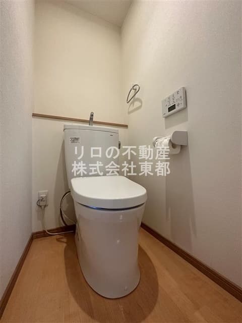 Room image 9