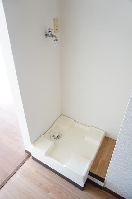 Room image 14