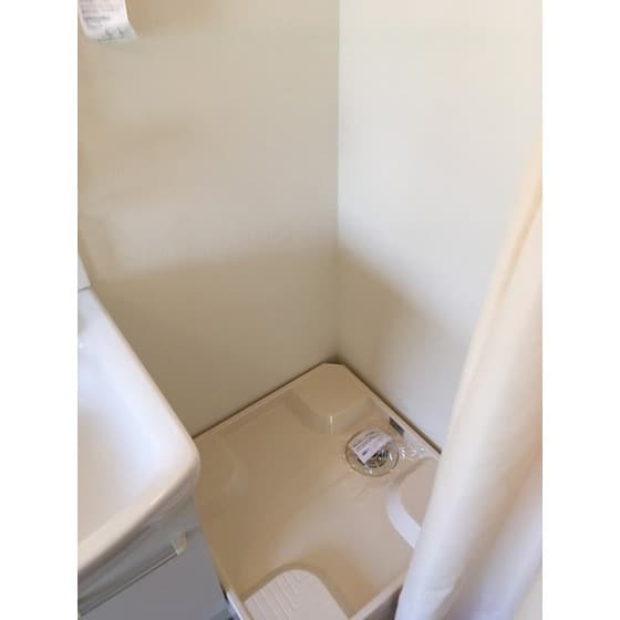 Room image 15