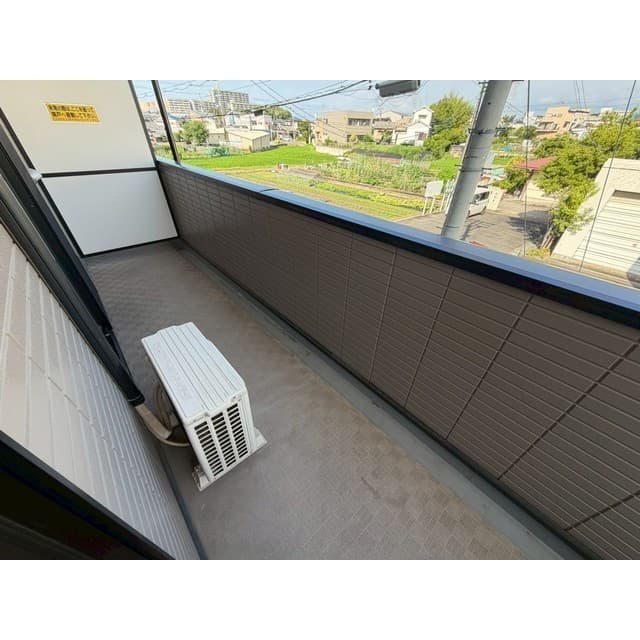 Room image 15