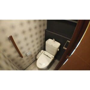Room image 12