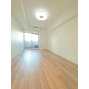 Room image 15