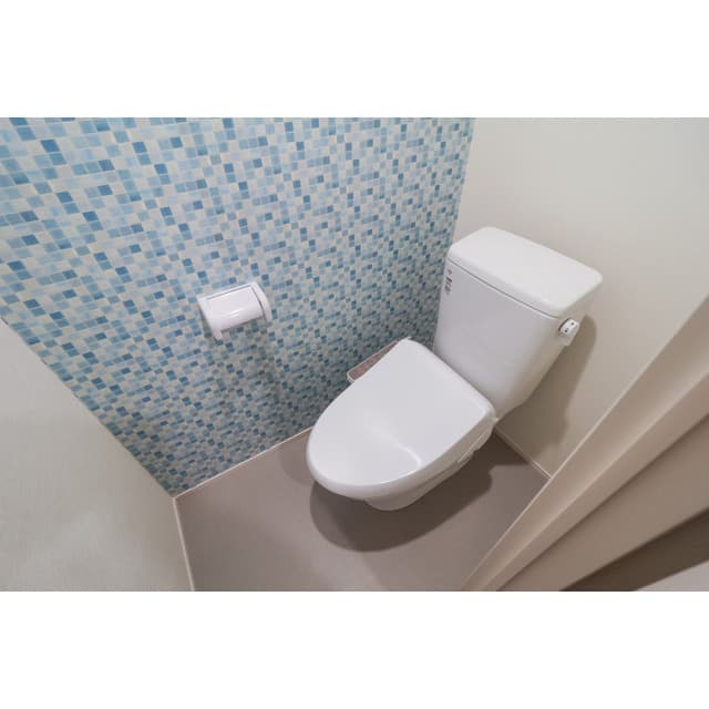 Room image 13