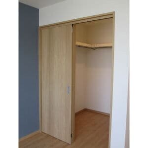 Room image 15