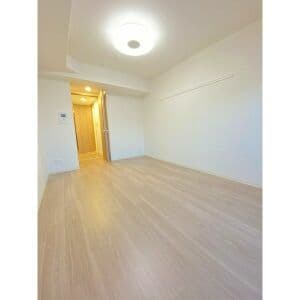 Room image 15