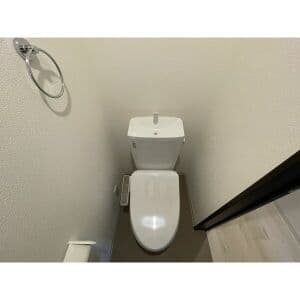 Room image 12
