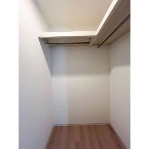 Room image 14