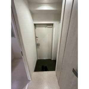 Room image 13