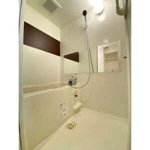 Room image 14