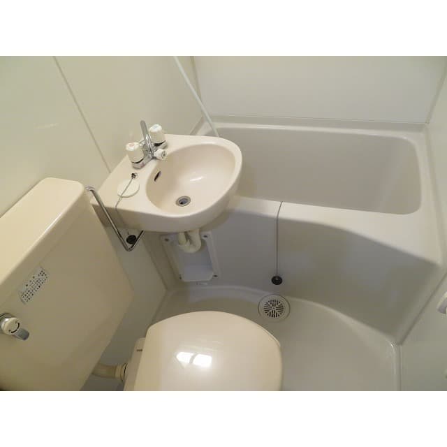 Room image 12