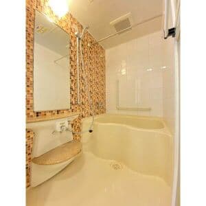 Room image 15
