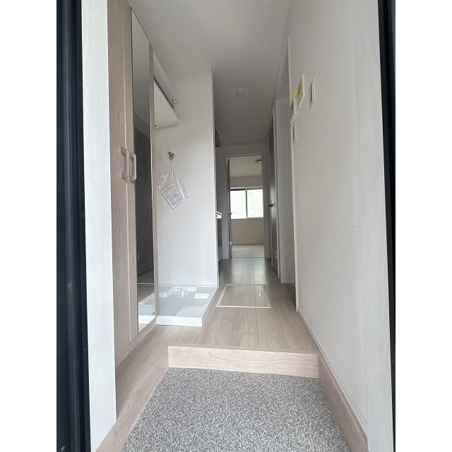 Room image 13