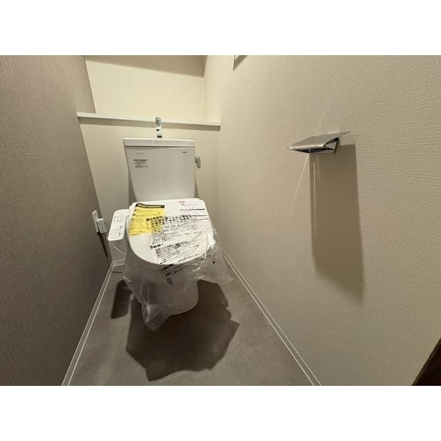 Room image 13