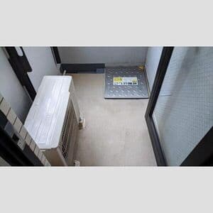 Room image 12